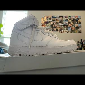 Nike women’s air force 1 mid’s